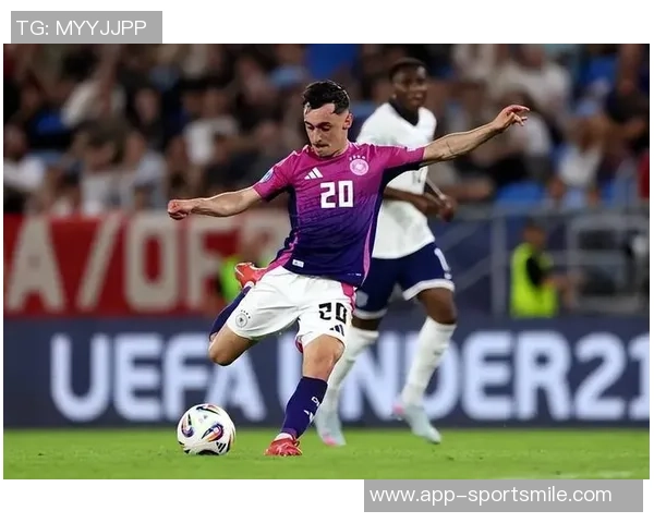 纳格尔斯曼称赞萨内在土超和欧冠的优异表现成功入选国家队 纳格尔斯曼称赞萨内在土超和欧冠的优异表现成功入选国家队